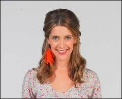 Comment s'appelle l'actrice qui joue le rle d'Angie ?