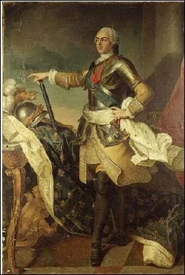 Le sicle des Lumires : Le dcor des spatules des couverts sont l'uniplat, la coquille, et le violon-coquille caractristiques du style :