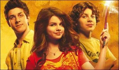 Quel est le vrai prnom de Alex dans les sorciers de Waverly Place