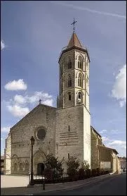 Voici l'glise Saint-Laurent de la commune Gersoise de Fleurance. Elle se situe en rgion ...
