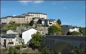 Autrefois classe parmi les Plus Beaux Villages de France, la commune languedocienne de La Salvetat-sur-Agout se situe dans le dpartement ...