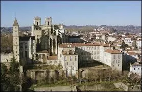 Il a pour prfecture la ville ...