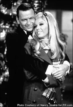 Papa la serre dans ses bras, trouvez son prnom et vous aurez le nom de cette ville !