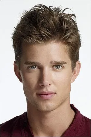 Dans quelle srie joue-t-il ?