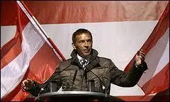 Gouverneur de Carinthie de 1989  1991 et de 1999  2008. Leader de l'extrme droite autrichienne. Le 2 novembre 2013, Jrg Haider avait-il dj fait le grand saut ?