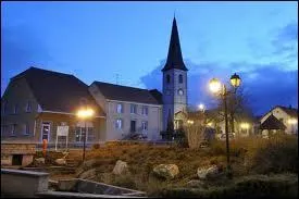 Voujeaucourt, en Franche-Comt, se situe dans le dpaartement n ...