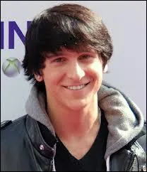 Quand est n Mitchel Musso ?