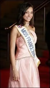 Comment s'appelle la miss France 2005 ?