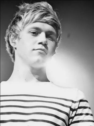 Quelle est la premire fille que Niall a embrasse ?