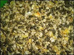 Quand tu nourris un cheval, tu procèdes dans quel ordre ?