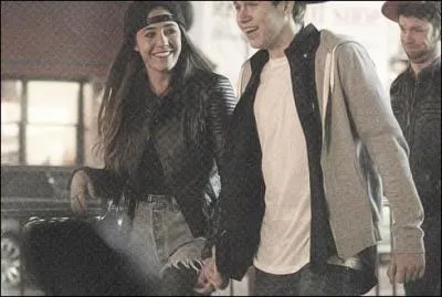 Comment se nomme la meilleure amie de Niall Horan ?