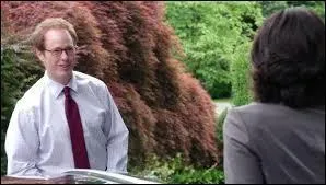 Pendant plusieurs sances Rgina va voir le psychologue d'Henry, le Dr Hopper... mais pour quelle raison ?