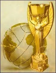 Quelle quipe Raimon a-t-elle affront en PREMIER au championnat national du Football Frontier ?