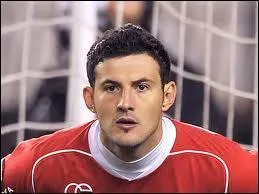 Comment s'appelle ce gardien de but ?