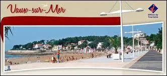 Nous partons  Vaux-sur-Mer. Station balnaire picto-charentaise de la Cte de Beaut, elle se situe dans le dpartement n...