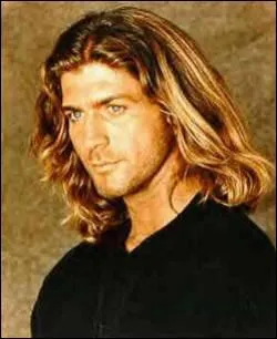 Sully avait-il eu un enfant auparavant ? Est-il en vie ?