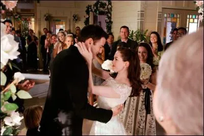 Lors du mariage de Paige et Henry, quel personnage est absent ?