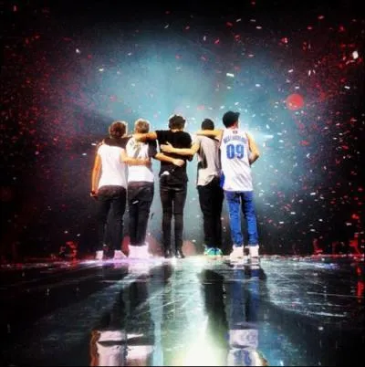 Lequel du groupe a peur des petites cuillres ?