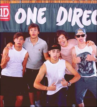 Quel membre du groupe est trs attach  sa mre ?