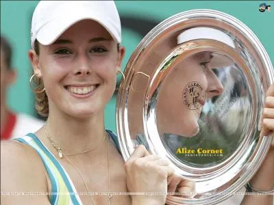 Quel est le prnom venteux de Mademoiselle Cornet, joueuse de tennis franaise ?