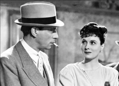 Si je vous dis :  Atmosphre atmosphre est-ce que j'ai une gueule d'atmosphre , cela rappelle quel film ?