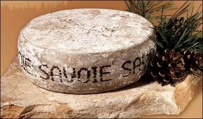 Avec le lait de quel animal est fabrique la tomme de Savoie ?