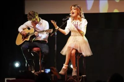 Quel est le nom de la tourne de Violetta ?