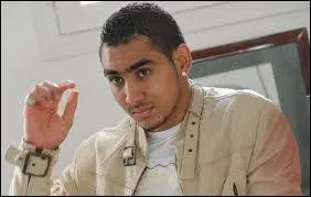 Facile ! Payet a sign  :