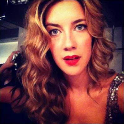 De qui Angie est-elle encore amoureuse ?