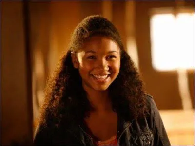 Qui est la meilleure amie de Amy ? Comment s'appelle son cheval ?