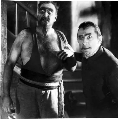 Au dpart, le personnage du zombie est un tre humain transform en esclave par les pouvoirs d'un sorcier. C'est sous cette forme qu'il apparat dans le cinma amricain en 1932 avec le film :