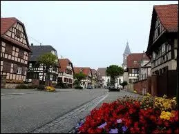 Pour finir cette promenade, je vous emmne en Alsace visiter la commune de Weyersheim. Pour ce faire, nous devons nous rendre dans le dpartement ...