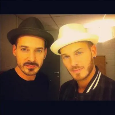 Comment s'appelle son frre ?