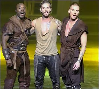 Comment s'appelle le titre de la musique que M. Pokora, Nyco Lilliu et Marc Antoine chantent ?