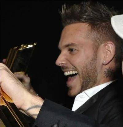 Avec quel chanteur a-t-il fait un duo lors des NRJ Music Awards en 2011 ?