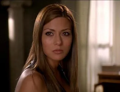 Comment s'appelait la fiance de Chris dans l'pisode  Le Phoenix  ?