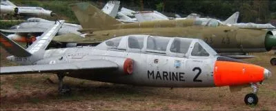 Cet avion d'origine franaise est un :