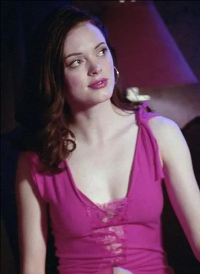 De combien de temps dispose la source pour parvenir  rendre Paige malfique ?