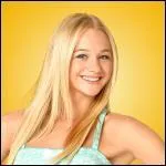 Comment s'appelle cette fille ?