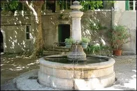 Le mot commence par : De (la) ...