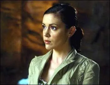 Dans le double pisode   Derniers maux , qui hante Phbe ?