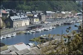 Il a pour prfecture la ville de ...