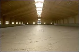 Comment s'appelle l'endroit o l'on travaille au chaud ?