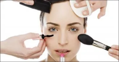 Elles se maquillent aussi pendant ____ jours.