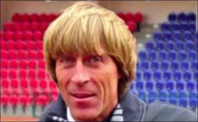 Dans quel sport s'est illustr Thierry Vigneron ?