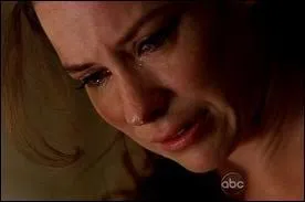 Comment Sawyer surnomme t-il Kate Austen ?