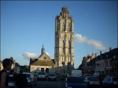 Si vous allez  Verneuil-sur-Avre, dont l'glise de la Madeleine prsente une superbe tour de 56 mtres de style gothique flamboyant, dans quel dpartement irez-vous ?