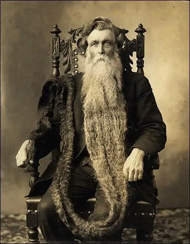 O a fini la barbe de Hans Langseth, qui avait atteint 5 m 33, lorsqu'il mourut en 1927 ?