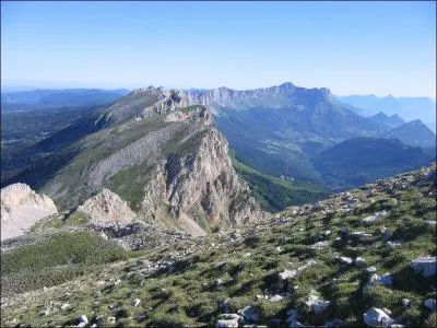 Quel est le point culminant du massif du Vercors, pittoresque lieu  proximit de Grenoble ?
