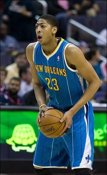 Qui est ce joueur des Pelicans ?